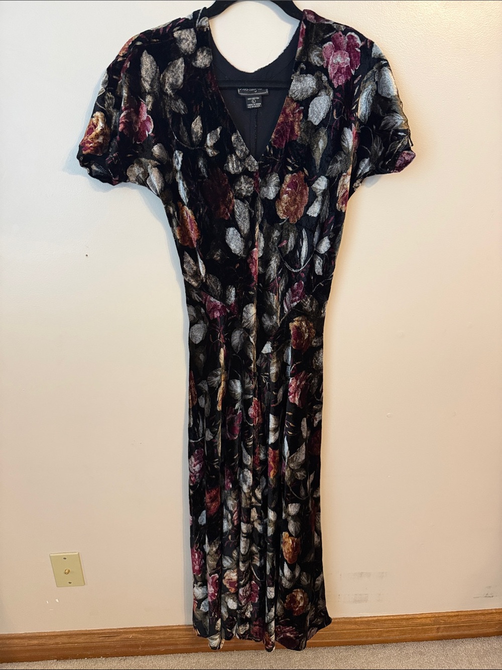 Vintage 90s Crushed Velvet Dark Floral Grunge Empire Waist Rayon Maxi Dress L